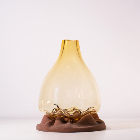 Flora Decanter • Lake Edition • Amber • Sand