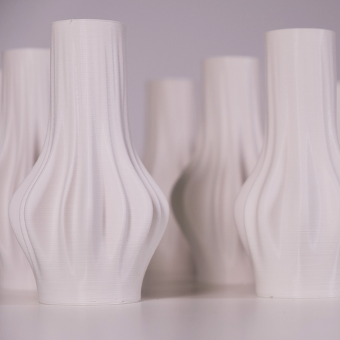 LAMELLA VASES • WHITE